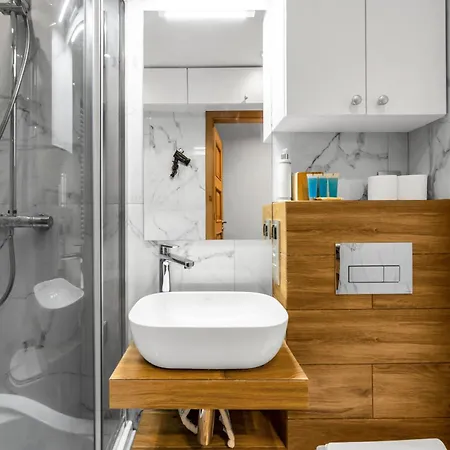 Apartmán Modzelewskiego Spacious By Bookinghost *