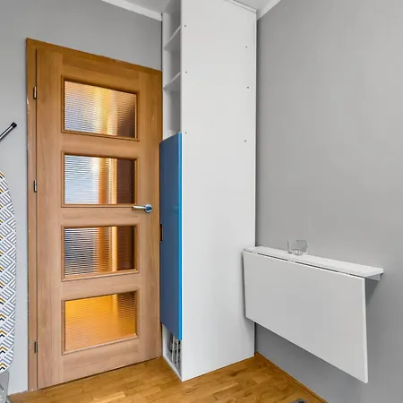 Modzelewskiego Spacious By Bookinghost *