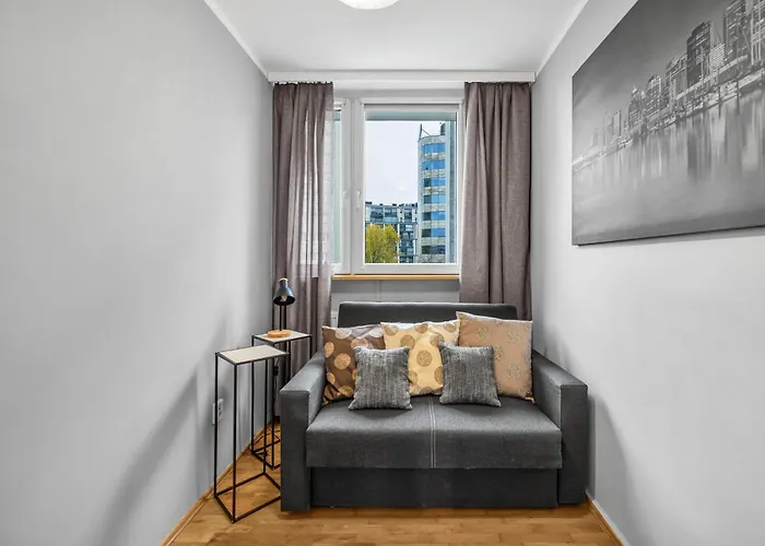 Modzelewskiego Spacious By Bookinghost Lejlighed Warszawa