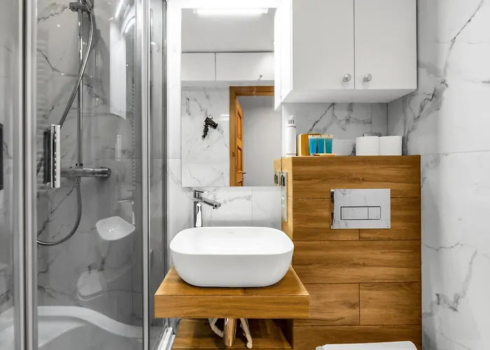 Lejlighed Modzelewskiego Spacious By Bookinghost *